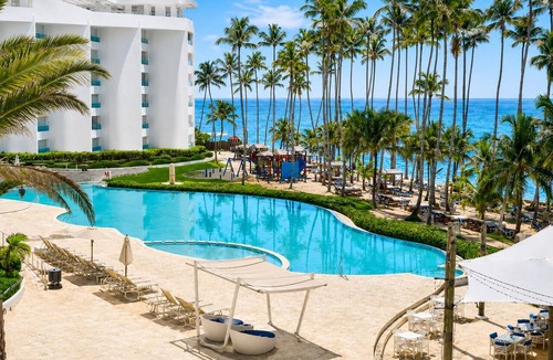 Villas Del Mar Apartment | Beachfront 7th Floor | King Bed | Ocean View Balcony