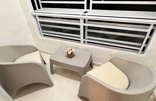 Los Frailes Apartment | Beachfront apartment, colonial district