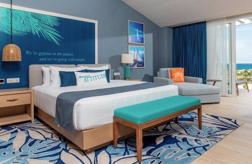Punta Cana Hotel | Beachfront Suite w/King Bed, Soaking Tub & Furnished Terrace ALL-INCLUSIVE
