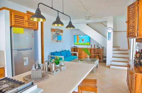 La Iglesia Villa | Beachfront Villa | Experience the Caribbean