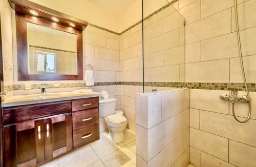 La Mulata Villa | Beautiful 2 bedroom Villa w/Pool - Weekend Special $97+ per day - Tax included