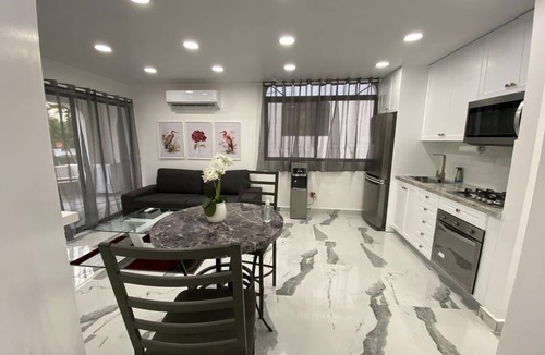 La Mulata Apartment | Beautiful Sapphire Suite