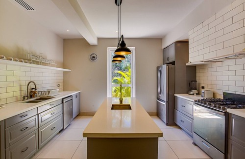 Punta Cana Villa | Brand-new Fully Staffed Lakeview Estate in charming Punta Cana