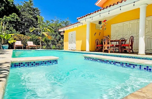 La Mulata Villa | Budget guest-friendly villa near Sosua, private pool, TV/Wi-Fi