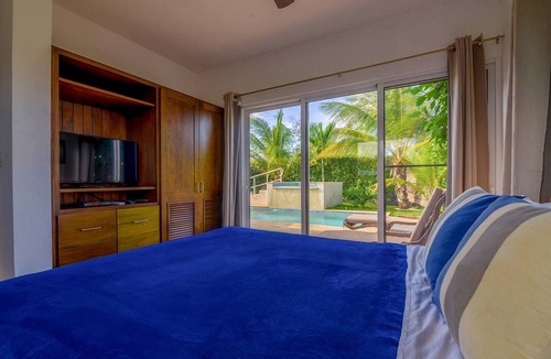 La Mulata Villa | Caribbean complex with 6 bedrooms, 2 pools, free shuttle van, AC/WiFi/Cable TV