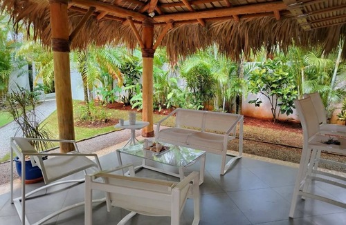 La Iglesia Villa | Caribbean villa by the sea