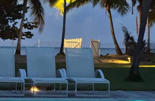 El Limon Villa | Casa Blanca Staffed Beach Villa Sea Views Private Pool