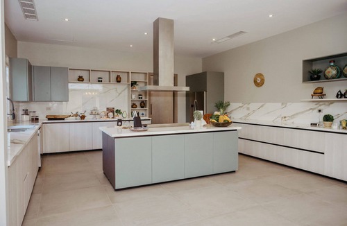 Casa de Campo Villa | Casa Roble