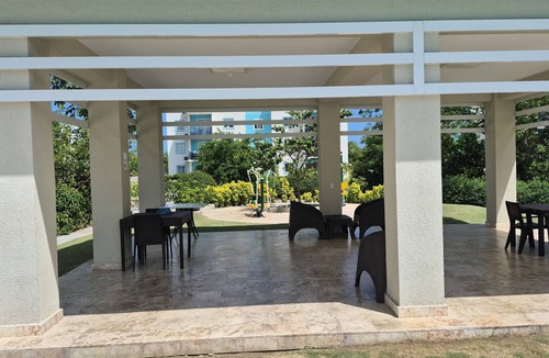 Veron Apartment | Charming 2-bedroom apto gated community pools playgrounds perfect to get away