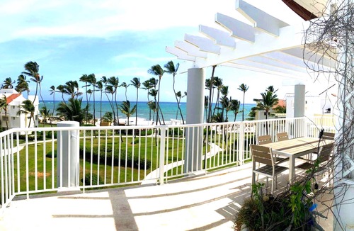 El Cortecito Condo | Condo-popular 3 bdrm Penthouse. BRAND NEW! 1 Minute Walk to White Sand Beach