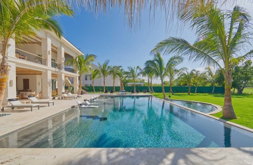Punta Cana Villa | Corales 83 - Unique luxury villa w/heated pool, jacuzzi, sauna, gym, and chef