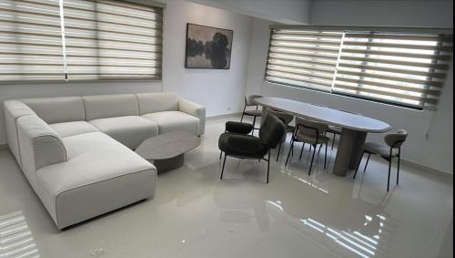 Alma Rosa Apartment | Corina 9 Luxury, Pool, Gym, WiFi y WS