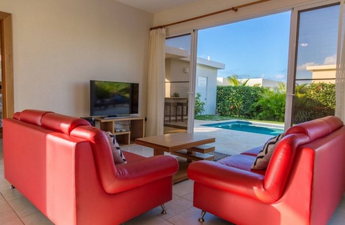 La Mulata Villa | Cottage in Sosua luxury residence. Free taxi to beaches, clubs and shops!