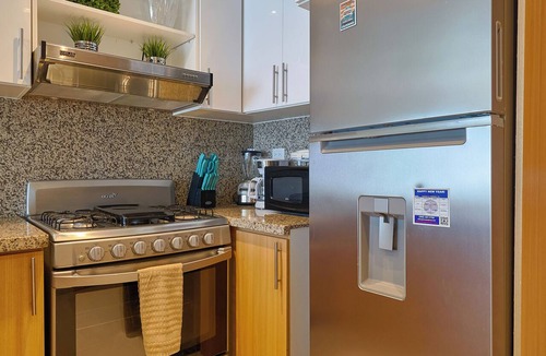 Bella Vista Apartment | Cozy 1BR Retreat ● Rooftop Jacuzzi & Gym ● Bella Vista, Santo Domingo