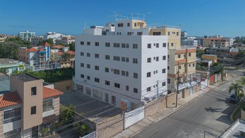 Corales del Sur Apartment | Cozy Apartment Near Airport Wi-Fi & Parking