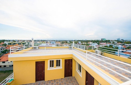 Corales del Sur Apartment | Cozy Studio with Private Kitchen 300 Mbps Wi-Fi Near SDQ Airport
