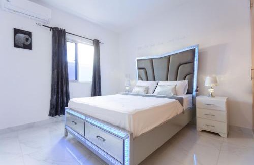 Barrio Las Yaguitas Villa | Crown 1