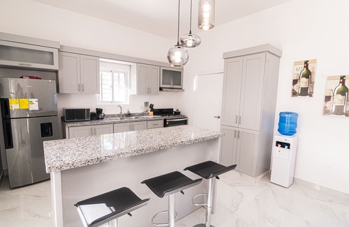 Bavaro House | Executive 4-Bedroom 14+ Private Pool Villa