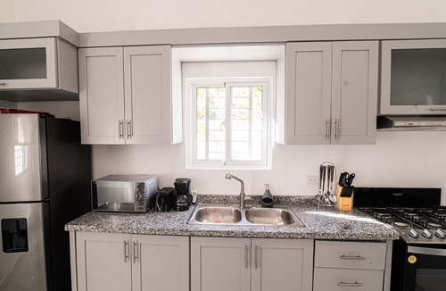 Bavaro House | Executive 4-Bedroom 14+ Private Pool Villa