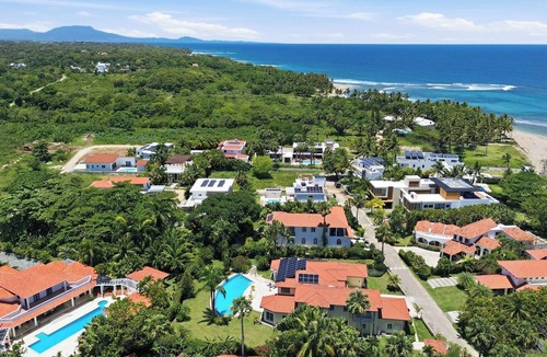 Cabarete Villa | Fabulous 5-bedroom villa with AC, pool and beach access in charming Cabarete.