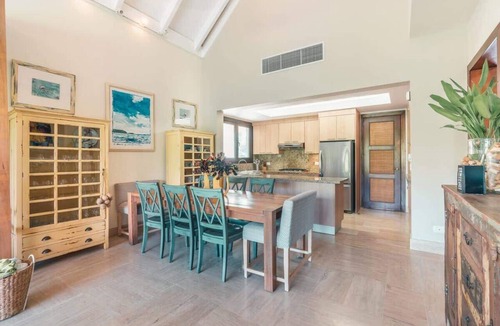 La Iglesia Apartment | Family Retreat 3-Bedroom Apartment near Beach