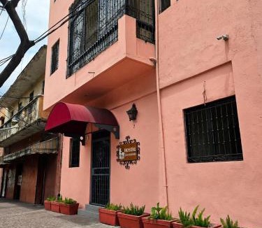 San Anton House | Hostal Santa Barbara