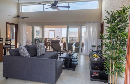 La Mulata Villa | Inexpensive 2-bedroom villa with private pool, internet, air conditioning, TV