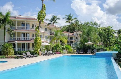 La Esplanada Apartment | Joli condo sur la plage, proche de tout á Sosua, 2 chambres á coucher, piscine
