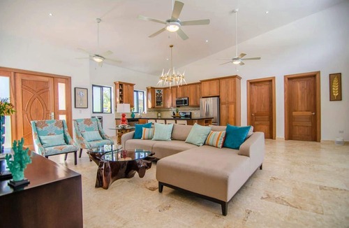 La Mulata Villa | Large Caribbean villa with private pool steps from Sosua
