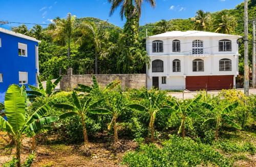 Los Patos Hotel | Los Patos Waterfront Private Suites