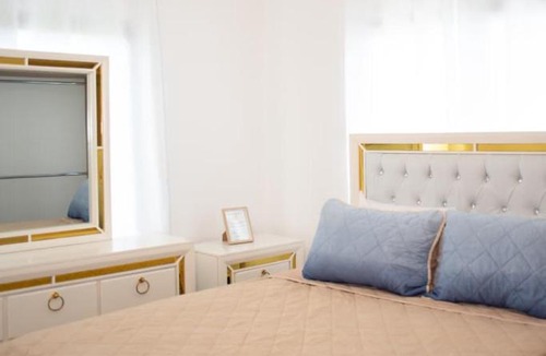 Bavaro Villa | Luxstay Blue sky