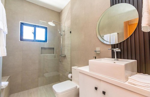 Villas Ana Maria Villa | Luxury 10Br Villa - Heated Jacuzzi & Private Pool