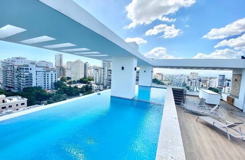 Yolanda Morales Condo | Luxury 1br , Pool, Gym, Close Agora Mall