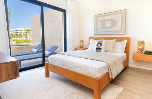 Punta Cana Condo | Luxury 2-bedroom condo with jacuzzi and huge pool in fantastic Punta Cana
