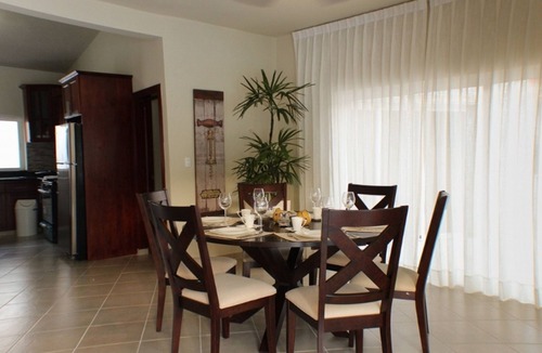 La Mulata Villa | Luxury 2-bedroom villa in gated Sosua residence: internet, cable TV, pool