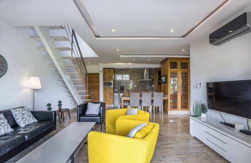 Las Terrenas Apartment | Luxury 3-bedroom duplex with air-conditioning Range 5 min