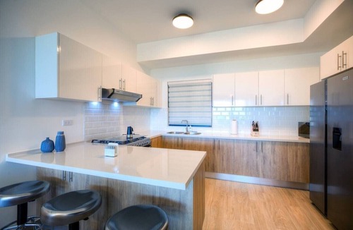 La Ceiba Apartment | Luxury Oceanview Condo w/Rooftop Infinity Pool