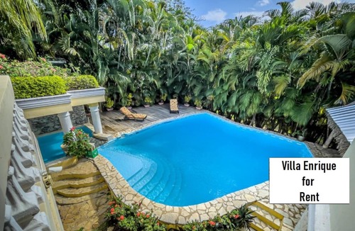 La Mulata Villa | Luxury Villa with private pool & jacuzzi close to the beach