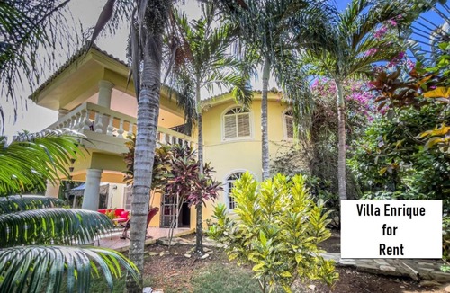 La Mulata Villa | Luxury Villa with private pool & jacuzzi close to the beach