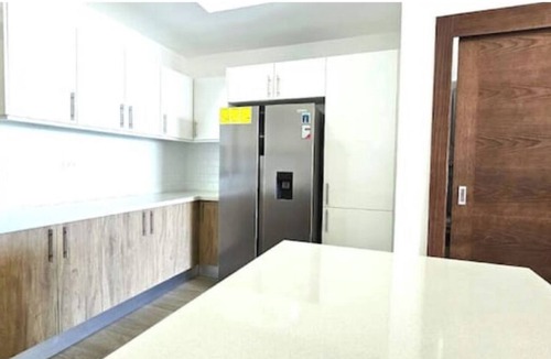 La Ceiba Apartment | New 2 BR apt with swimming pool at playa bonita