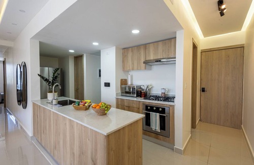Punal Apartment | New Designer 3BR Mountain Views Near STI