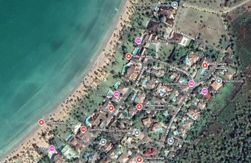 Las Terrenas Villa | Nomadas 5 bdrs villa with private pool 2nd line to beach