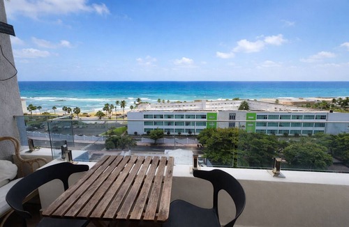 Ciudad Universitaria Apartment | Ocean View | Central SD | Rooftop Plunge Pool