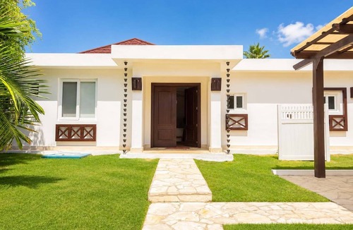 Sosua Villa | Ocean View Pool Villa | Walk to 3 Clubhouses
