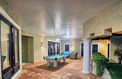 Cabrera House | Oceanfront estate in fantastic Cabrera Orchid Bay