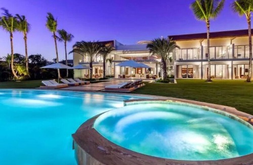 Casa de Campo Villa | Oceanfront Estate on Teeth of the Dog, Chef, Full Staff, 2 Heated Pools, Jacuzzi