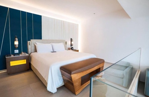Bavaro Hotel | Oceanside Casino Fun: Hard Rock Punta Cana, Caribbean Diamond King | 3 Units