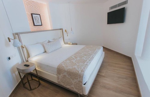 Bavaro Hotel | Oceanview Suite | 1 King + Sofa | Near Bavaro Adventure Park