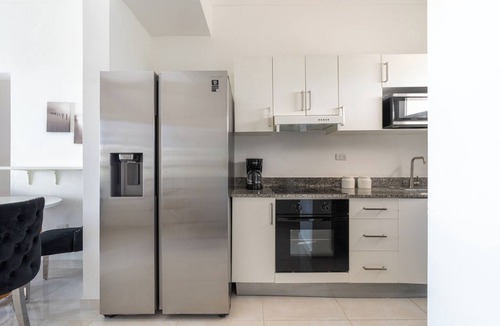 Villas Del Mar Apartment | Penthouse Paradise Pool Terraces Parking BBQ