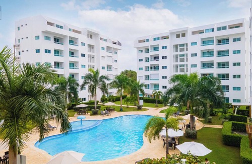 Villas Del Mar Apartment | Penthouse Paradise Pool Terraces Parking BBQ